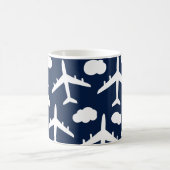 航空機飛んでいるの青い模様 コーヒーマグカップ (中央)