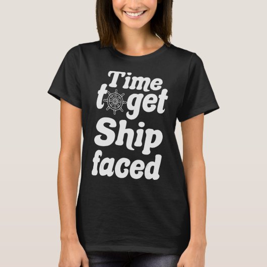 船が帆船に向おもしろいかう時間_8 Tシャツ (正面)