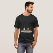 船で釣りをするペンギン Tシャツ (正面フル)