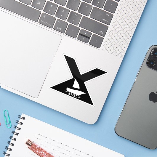 船のモノグラムのXの文字 シール (ノートパソコンとiPhone)