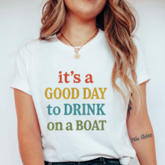 船の上で飲むのに良い日、Cute+Summer Tシャツ