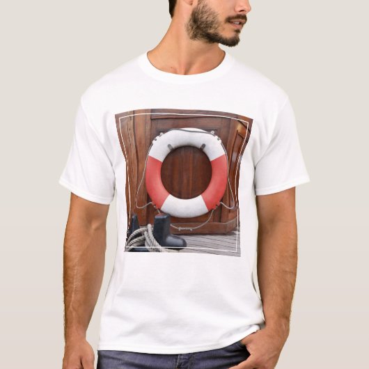 船の安全ベルト Tシャツ (正面)