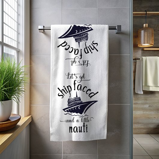 船を向けてナウティクルーズ船に乗ろう ビーチタオル