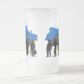 船ロシアのIdi Nahui、ウクライナでの戦争TシャツB フロストグラスビールジョッキ (中央)