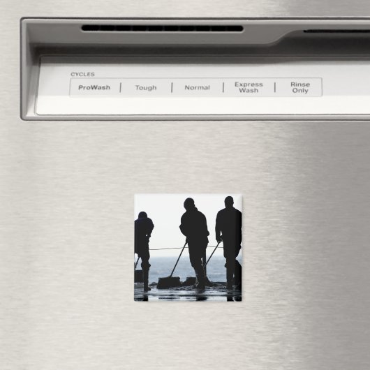 船乗りが格納庫の湾を掃き出す マグネット (インサイチュ (食洗機))