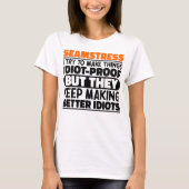 船乗りで物事をおもしろい諺クール Tシャツ (正面)