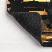 船員はE-2Cホーキー航空機で働く マウスパッド (コーナー)