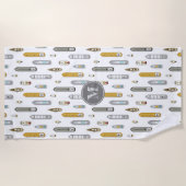 船航海の船On River任意の色 ビーチタオル (正面)