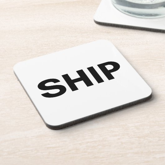 船舶 コースター (左側)