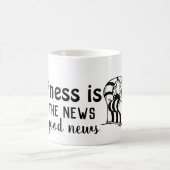 良いニュース、良い雰囲気:幸福の定義 コーヒーマグカップ (中央)