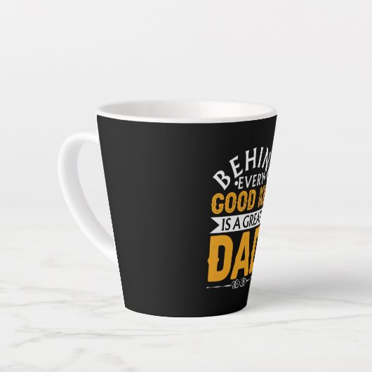 良い子の後ろのお父さんの日は素晴らしパパ カフェラテマグ (左アングル)