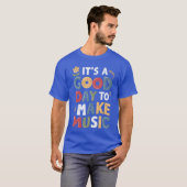 良い日だ 音楽を作ろう ミュージシャン 音楽教師 ボー Tシャツ (正面フル)