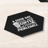 良い日はコーヒーとピックボールから始まる ペーパーコースター (アングル)