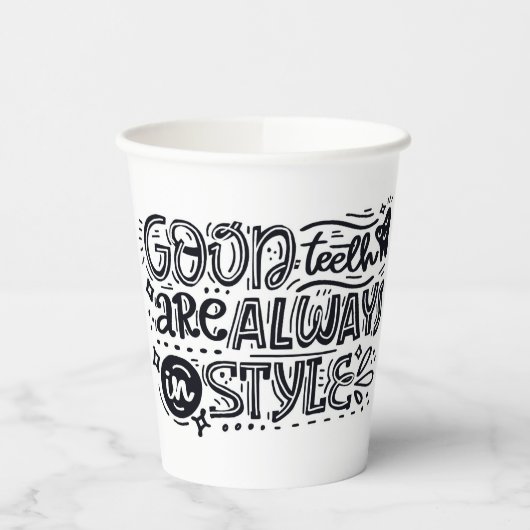 良い歯は常にスタイル 紙コップ (左)