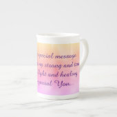 良かわいらしい詩を得る ボーンチャイナマグカップ (正面右)