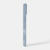 色あせたコスモスの花のシルエット淡い色の（青） iPhone 16ケース (右側面)