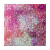 色あせたヴィンテージホワイトダマスクのピンクの水色 タイル (正面)