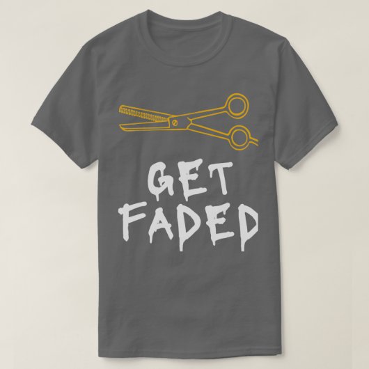 色あせた理容師ヘアおもしろいドレッサースタイリッシュギを取得 Tシャツ (デザイン正面)