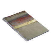 色あせた緑、赤、青、黄色の錆びた ノートブック (右側)