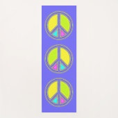 色が塗りつぶされたPEACE記号1 ヨガマット (正面)