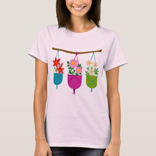 色とりどりのプランターの野の花 Tシャツ (正面)
