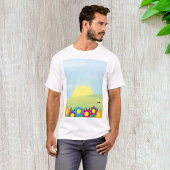 色と彩る花々の春の牧場の太陽 Tシャツ