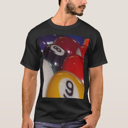 色のついた伝統的玉は八つ。 Tシャツ (正面)