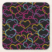 色のハートが付いているバレンタインパターン スクエアペーパーコースター (正面)