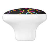 色のハートが付いているバレンタインパターン セラミックノブ (側面)