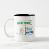 色のバイデン氏のブリトーのマグ ツートーンマグカップ (左)