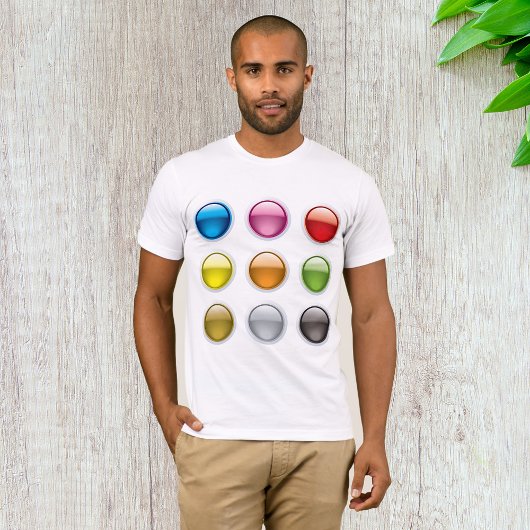 色の付いたボタンのセットMans Tシャツ