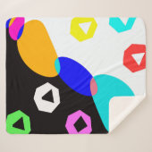 色の付いた図形 シェルパブランケット (正面(横))