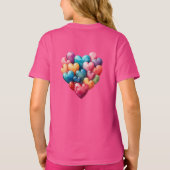 色の付いた愛数々ののハート Tシャツ (裏面)