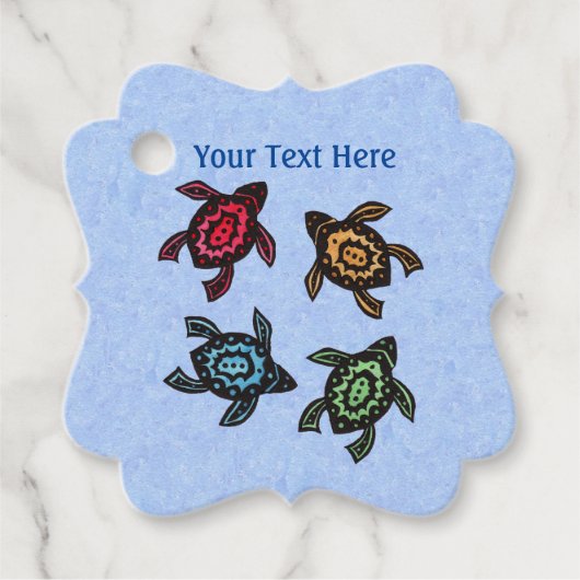 色の付いた貝殻に4匹のウミガメの抽象芸術マーク フェイバータグ (正面)
