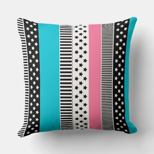 色の布数々の地iで作られたパッチワーク クッション (裏面)