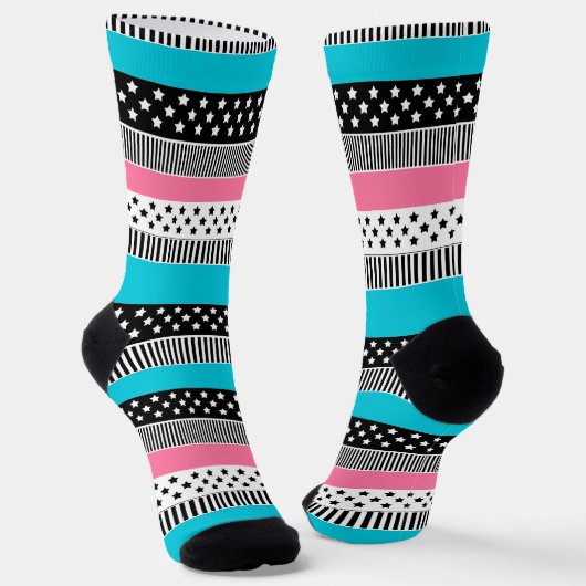 色の布数々の地iで作られたパッチワーク ソックス (傾斜あり)