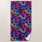 色の数々の蝶のパターン ビーチタオル (正面)