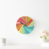 色の渦巻き虹のツイスト（数字） ラウンド壁時計 (ホーム)