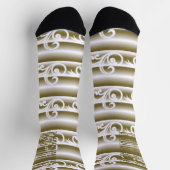 色の濃い絨毯は左右対称の幾何学的な特徴を持つ ソックス (上部)