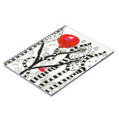 色の赤い気球のZendoodleの想像力に富む森林の破裂音 ノートブック (左側)