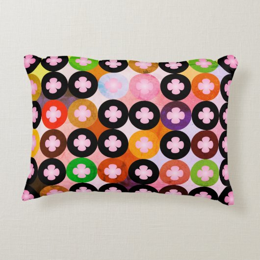 色クール数々のの円とピンク色のクローバー アクセントクッション (裏面)
