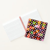 色クール数々のの円とピンク色のクローバー ノートブック (内部)