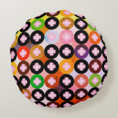 色クール数々のの円とピンク色のクローバー ラウンドクッション (裏面)