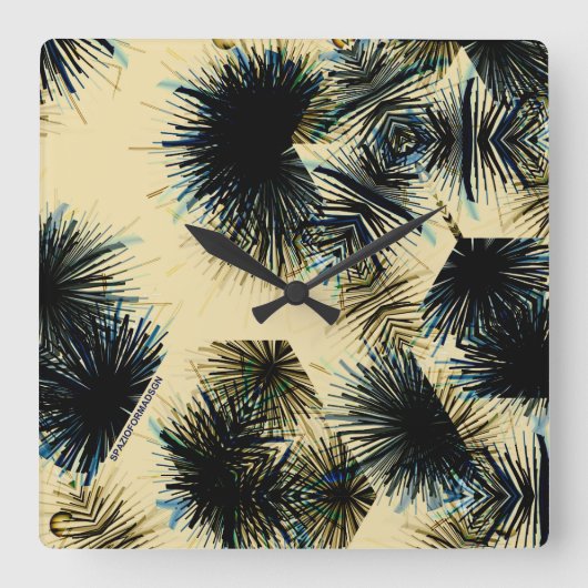 色ベージュの色合いで スクエア壁時計 (正面)