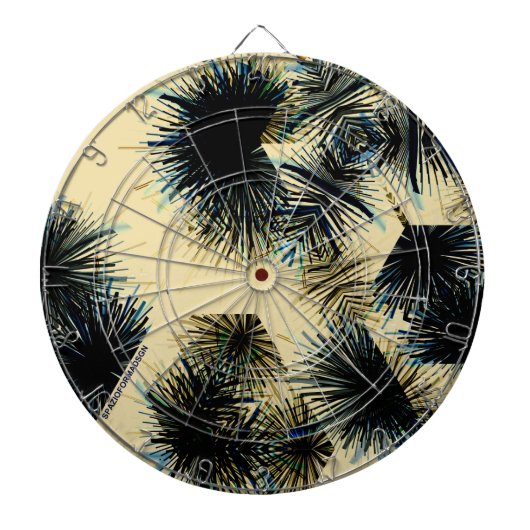 色ベージュの色合いで ダーツボード (正面)