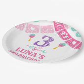 色モダン数々の女の子300歳3歳の誕生日 ペーパープレート (アングル)