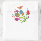 色付きの卵と花を持つイースターツリー ラウンドシール (バッグ)