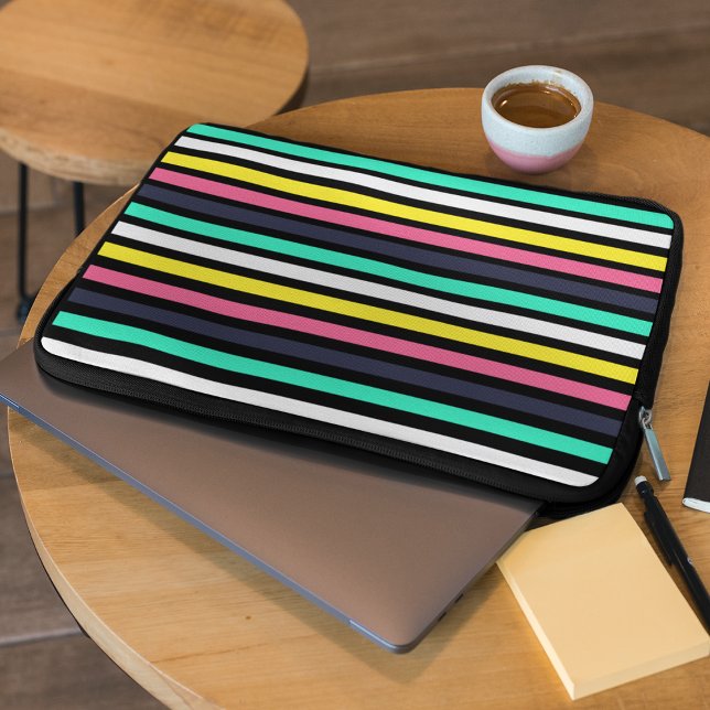 色付き水平ストライプ色 ラップトップスリーブ (Colored Horizontal Stripes Laptop Sleeve)