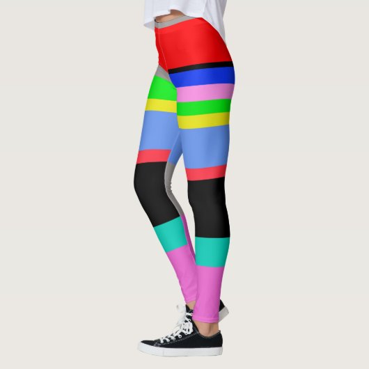 色付き線 レギンス (左)