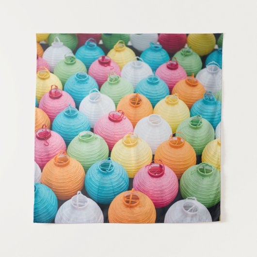 色合いのスカイランタンロット タペストリー (正面)